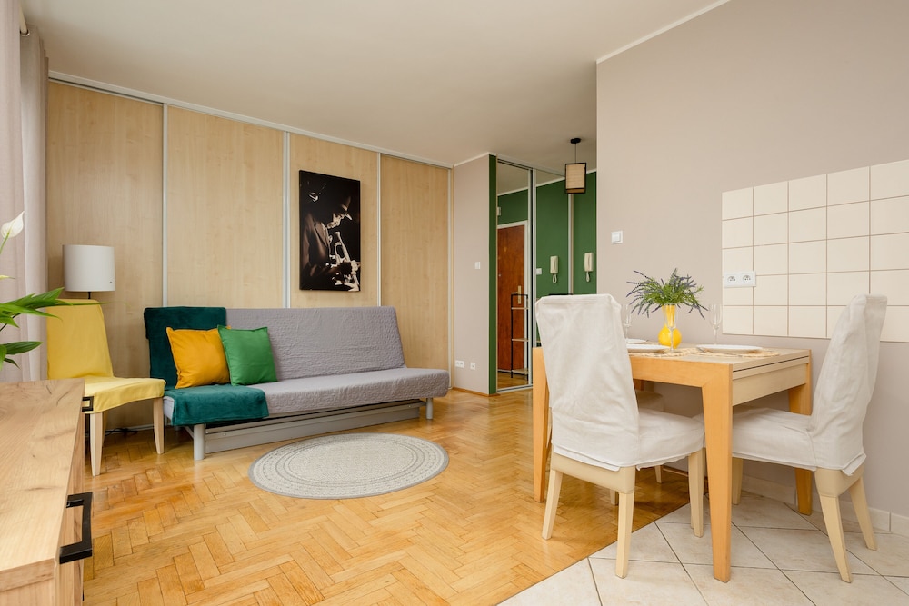 Apartment Warszawa Gdańska by Renters