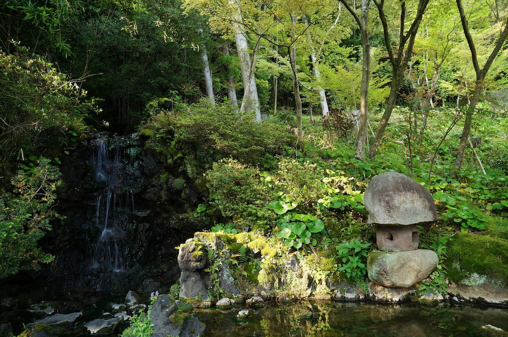 Meisho Sansuien - Yuda Onsen -