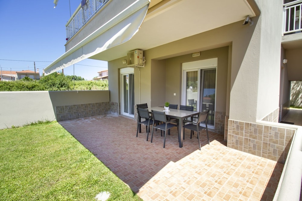 Villa George Nikiti Halkidiki