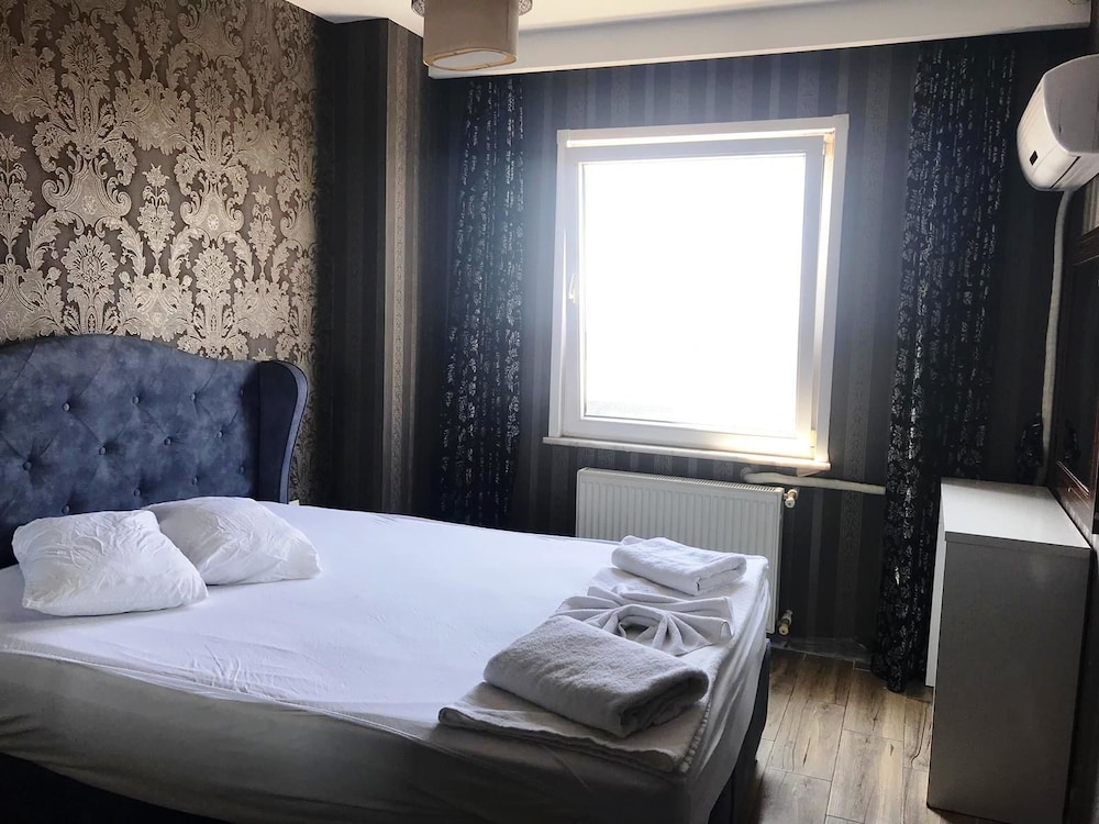 Aqua Suite