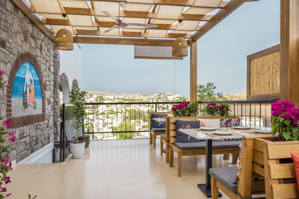 The Poyz Otel Bodrum - Image 11