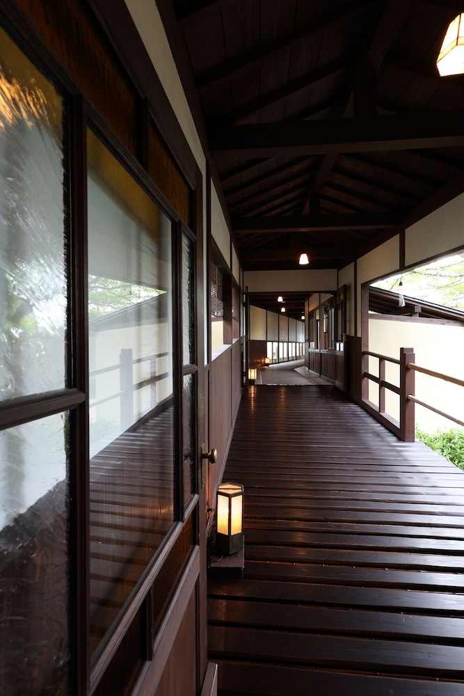 Livemax Resort Yuhigaura Kitu Onsen