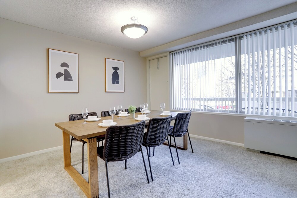 Fantastic 2BR Condo with Gym
