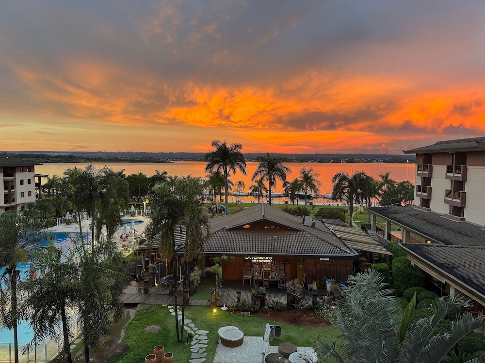 Life resort