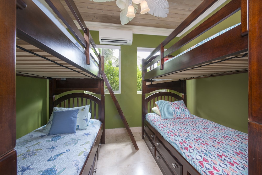 Palisades House 4 Bedroom Home - Property Image 23