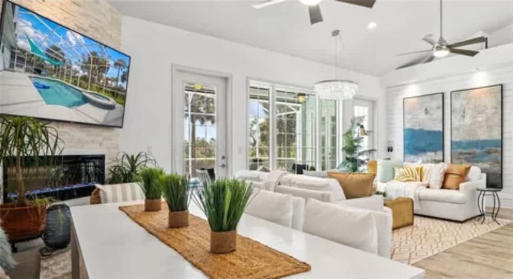 5BR Retreat Pool Opt Heated Spa Bikes Views