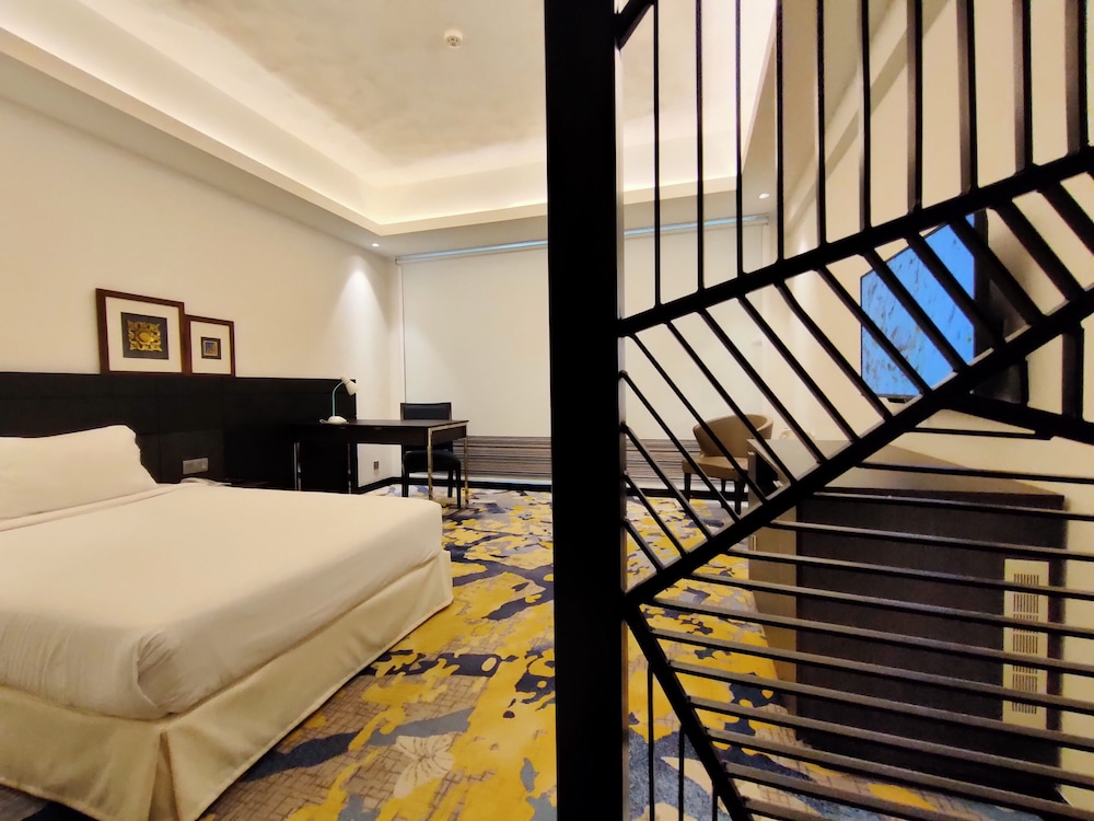 Bespoke Hotel Puchong 22
