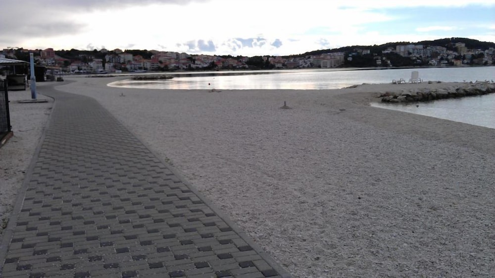 Central - 40m From the Beach - A2 view 2