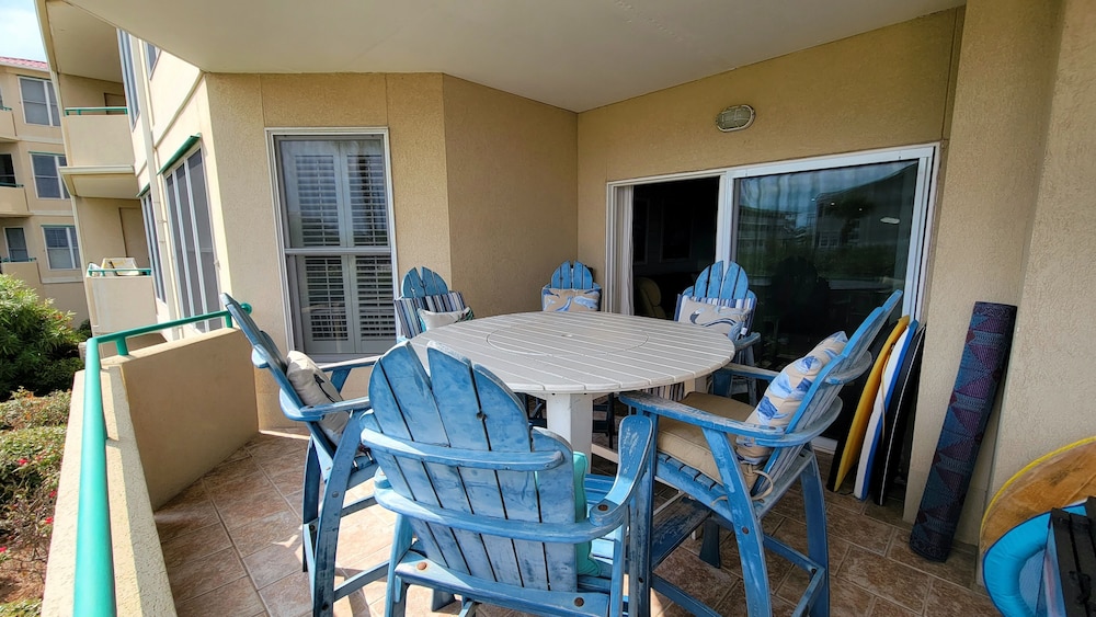 Desoto Beach Club 102