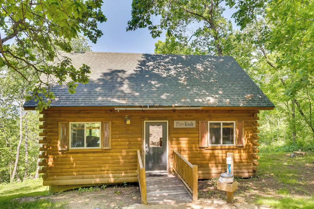 'pine Knob' Cabin w/ Snowy Bluff Views in Mindoro!