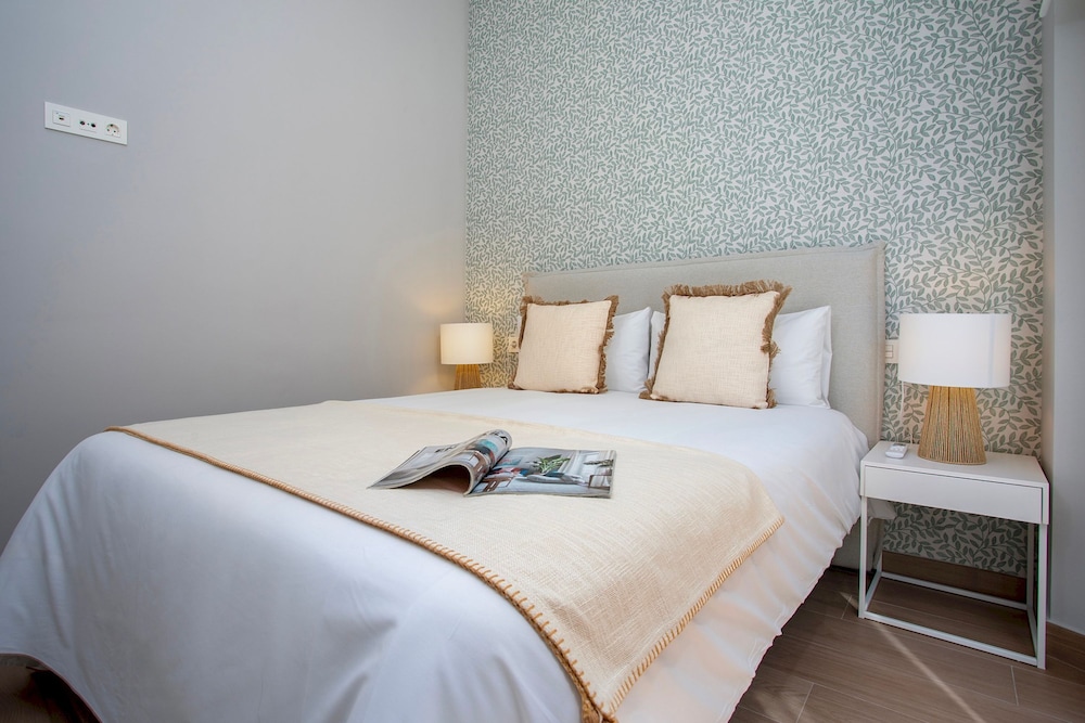 Cozy Central 2BD Apt in M Laga Trinidad Grund A