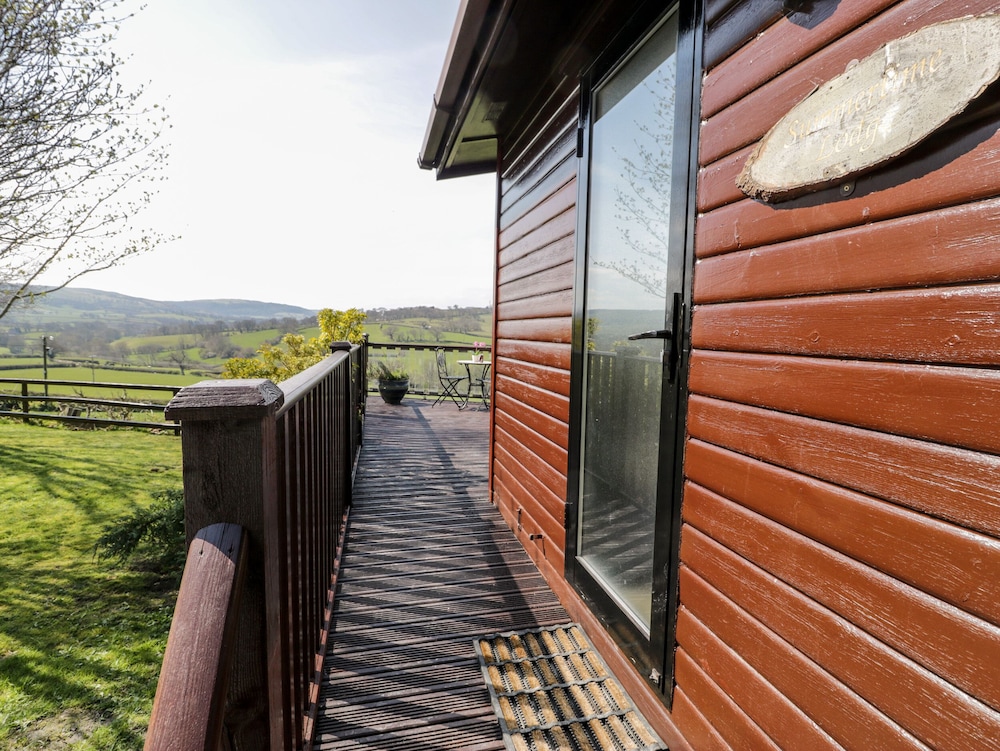 Summertime Lodge view 4