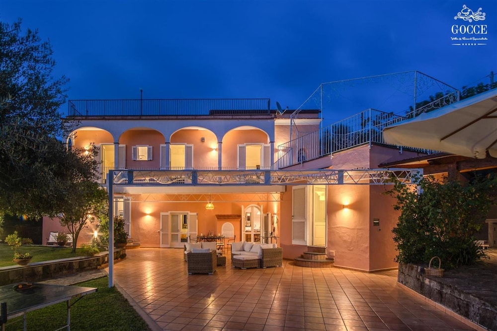 The Lookout Exclusive Garden Villa With Capri Views photo 2