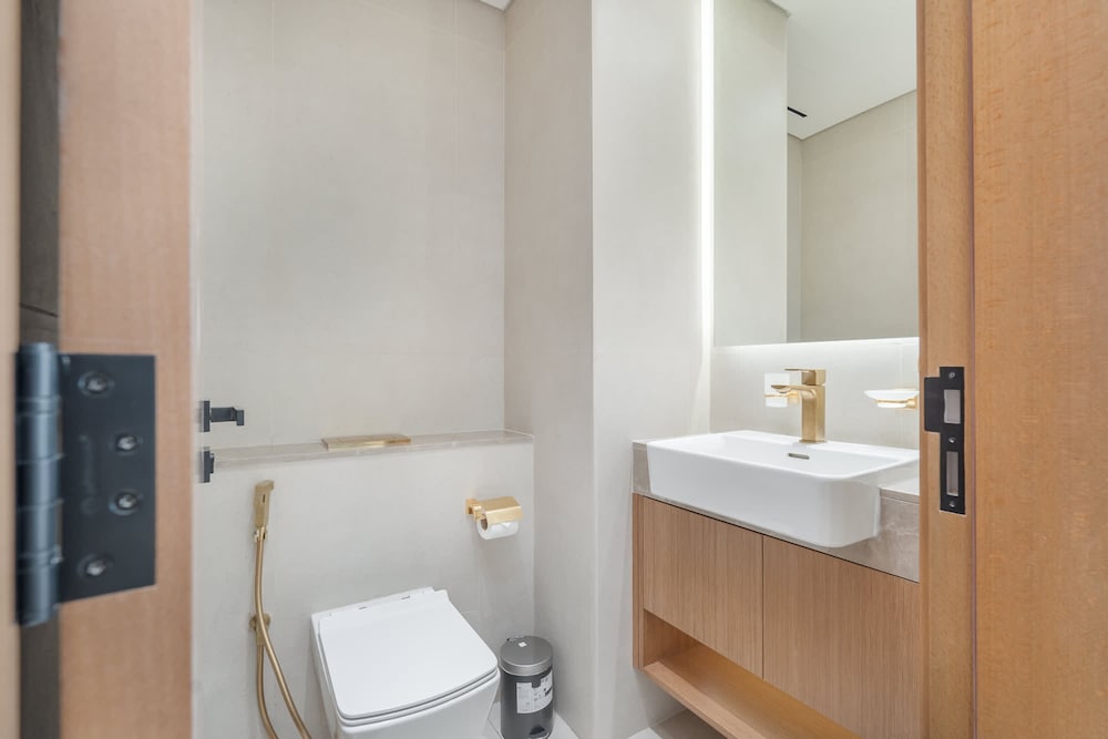 Ravishing 1 Bedroom in Binghatti Amber