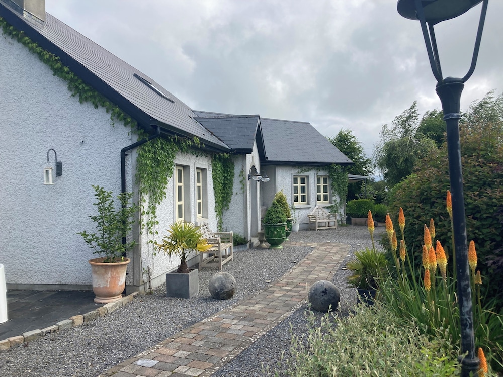 Ballybur Lodge