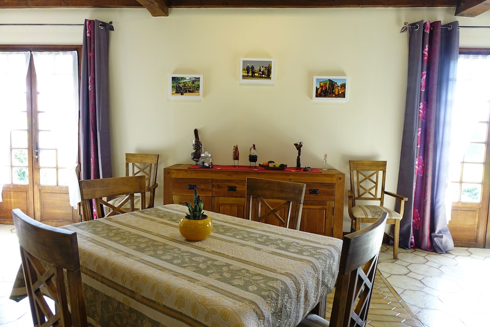 Photo 44