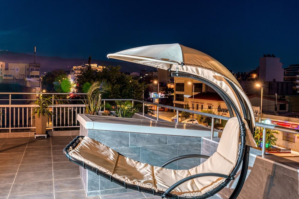 Gazi Suite With Private Rooftop