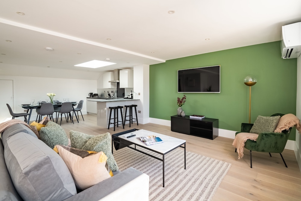 South Kensington Apartments