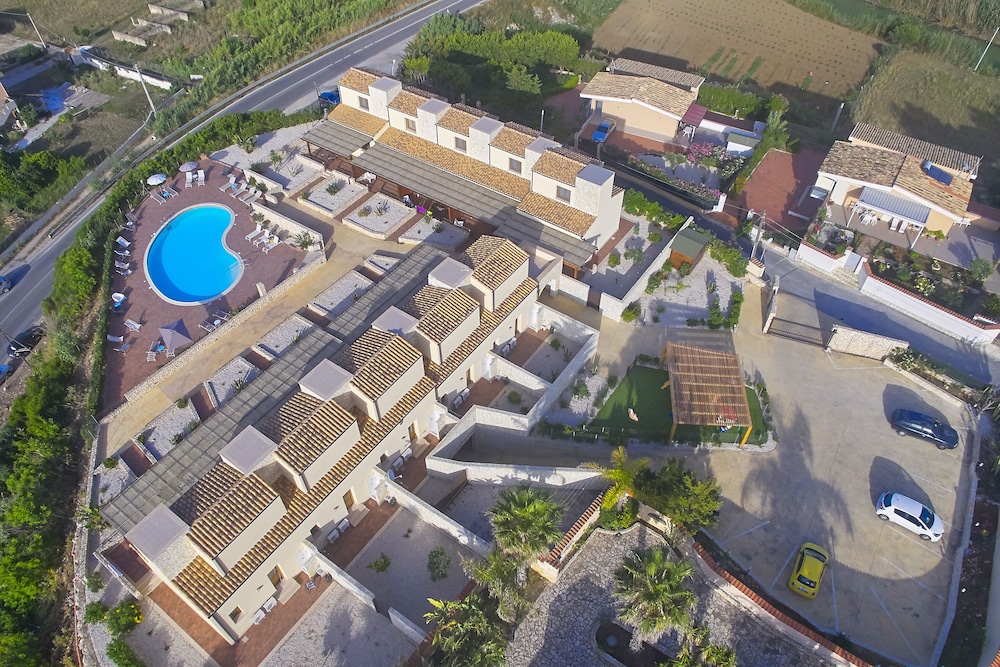 Riva Sea Apartments