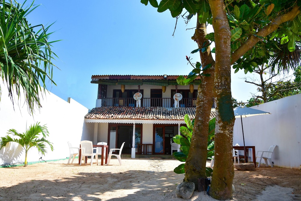 villa ocean sunset