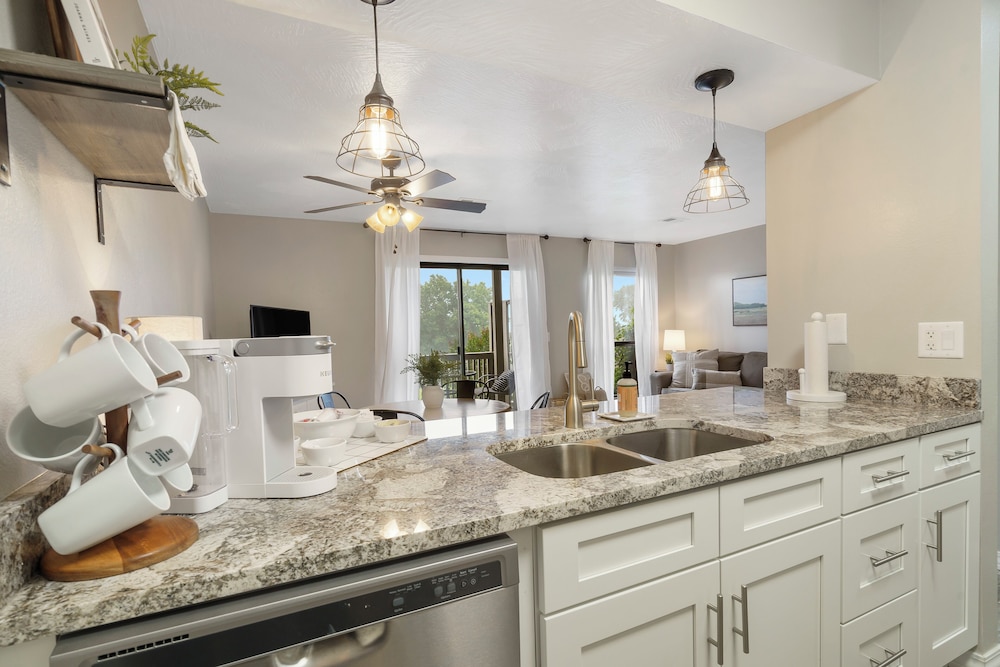 Troon Golf View - Golf Course View - On Site Amenities