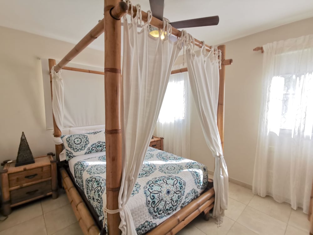 TROPICAL VILLAS playa LOS CORALES