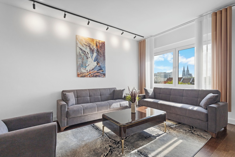Domloge Lofts & Apartments