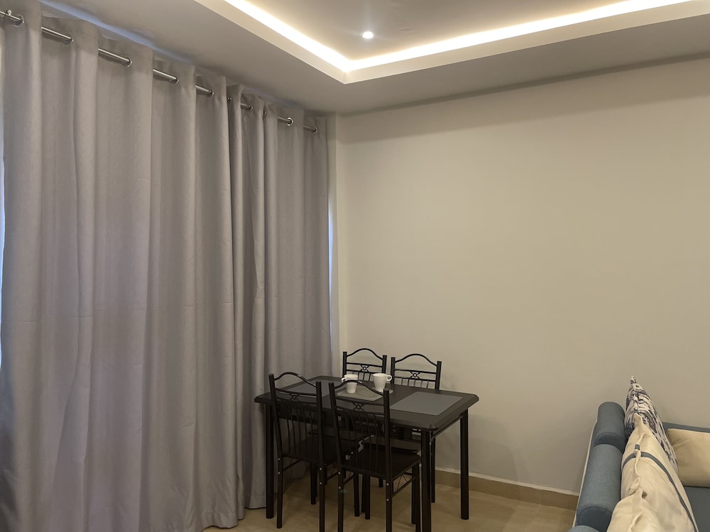 Seven Heaven Plaza, photo 12
