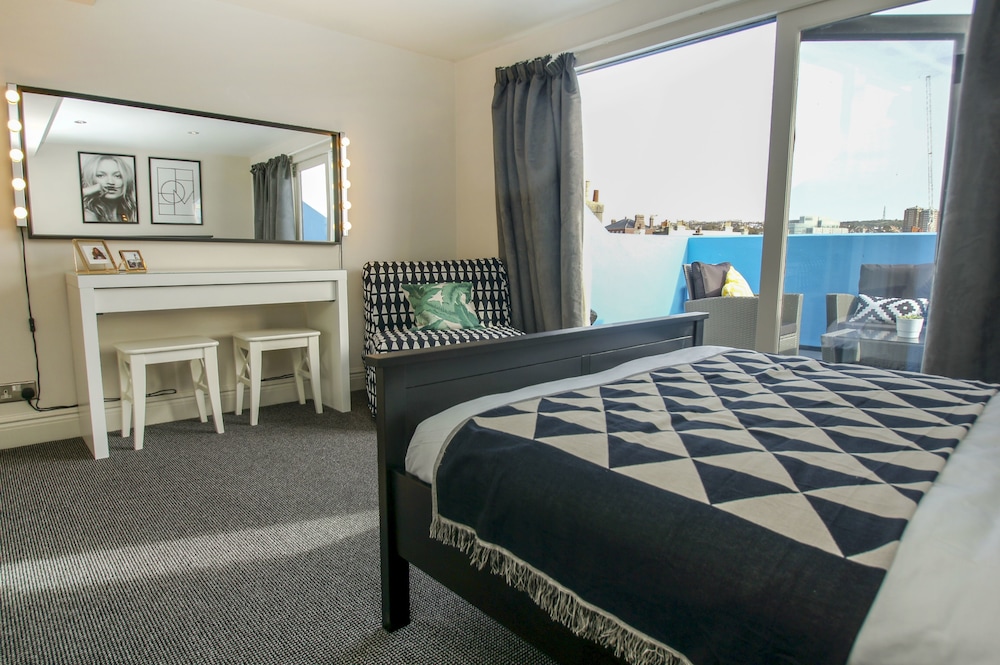 Brighton Lanes Townhouse Central by Brighton Holiday Lets view 3