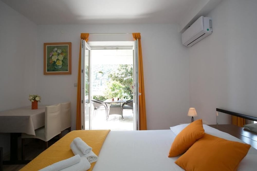 Nika Room - Adults Only