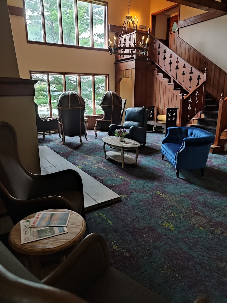 The Lodge Luxury Resort At Lake Harmony - Property Image 25