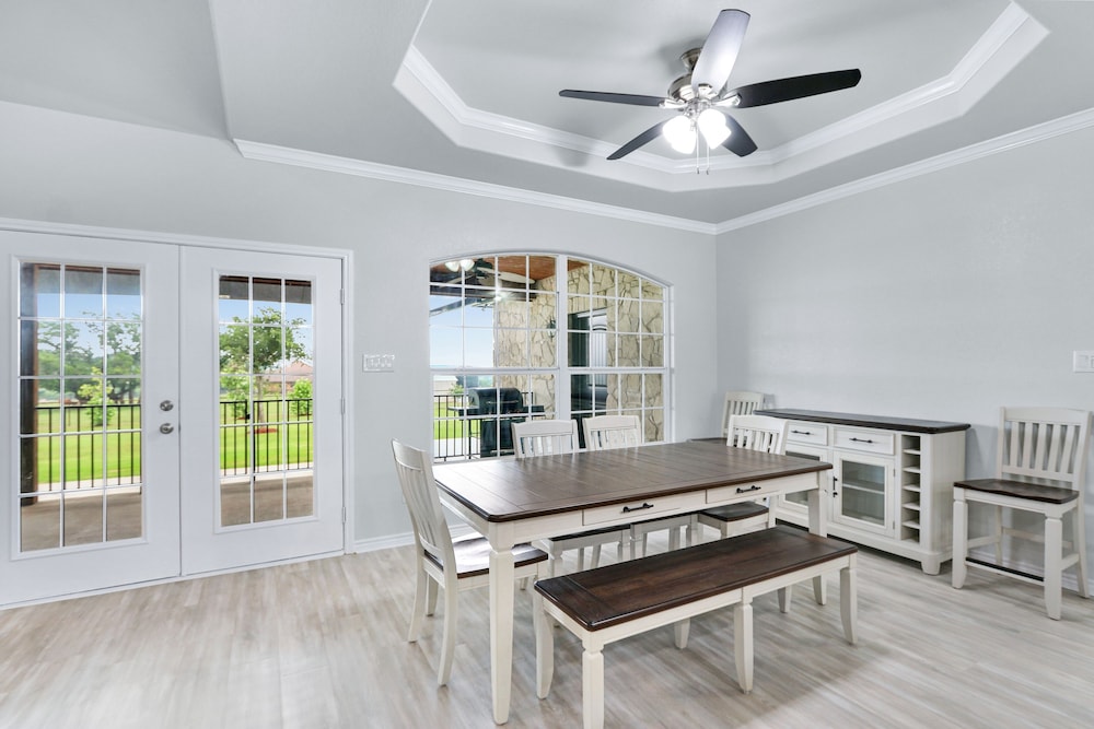 6A Ranch Luxury Meets Country!