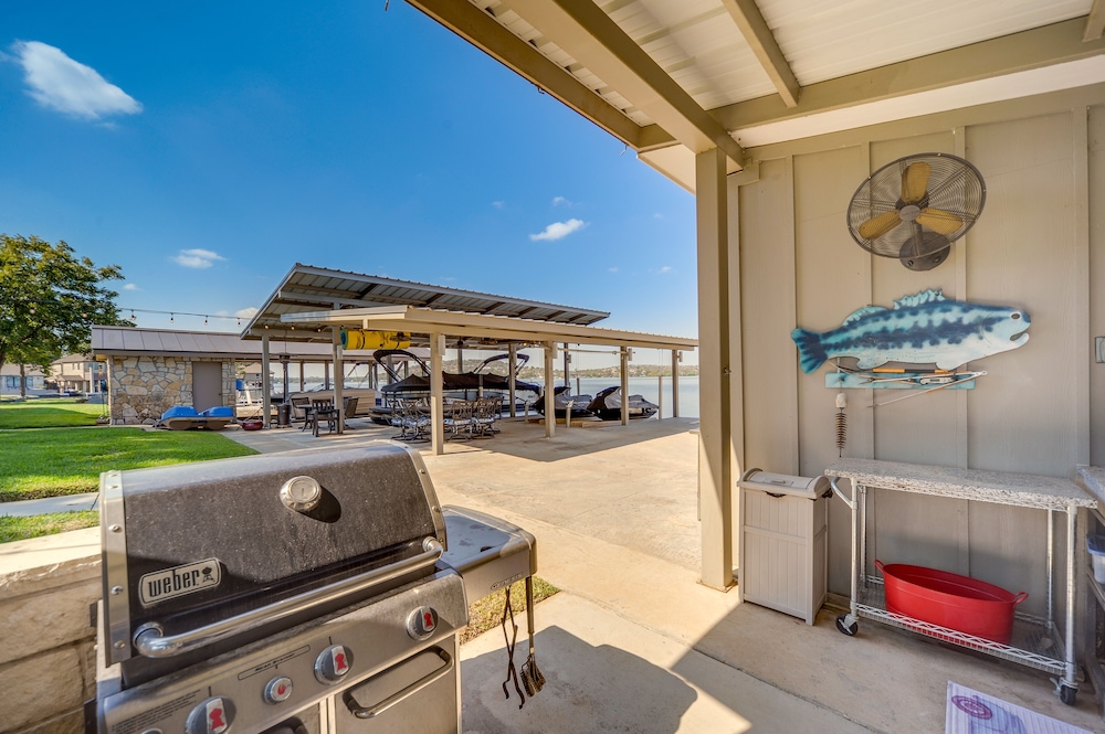 Marble Falls Vacations - Beautiful Marble Falls Getaway on Lake Lbj! - Property Image 2