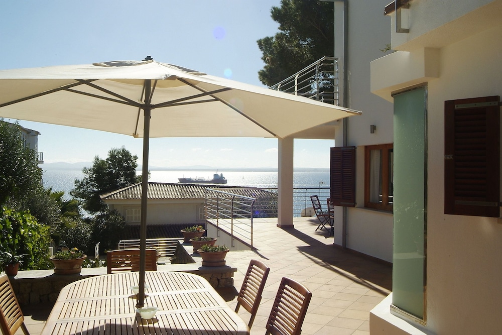 Villa Alcanada