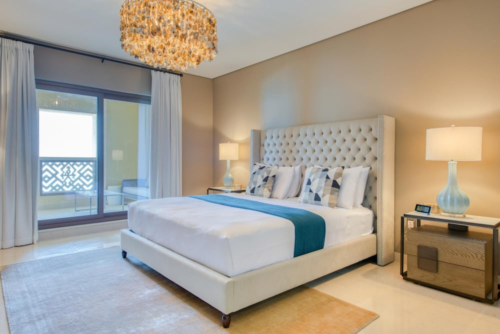 Luxury Palm Apartment With Beach Sea View