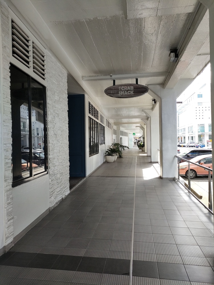 Princes Wharf Grace Apartment