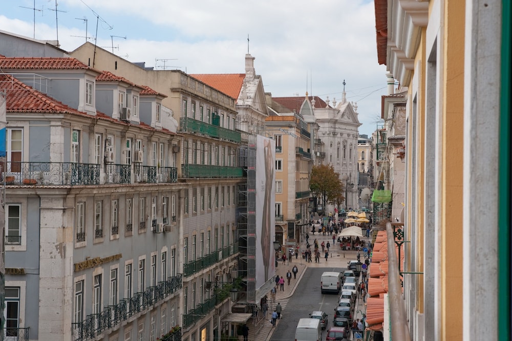 Chiado Apartments