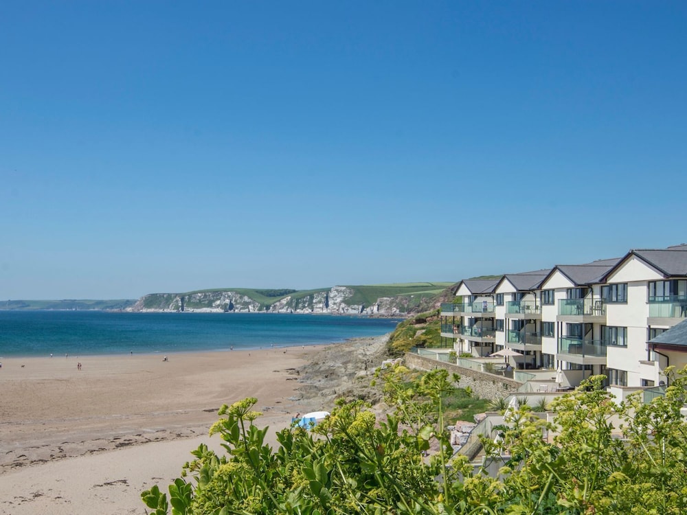 4 Burgh Island Causeway