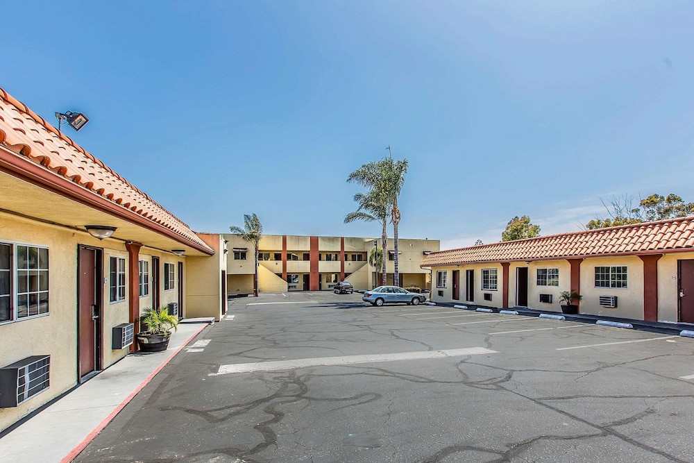 Rodeway Inn Ventura Midtown