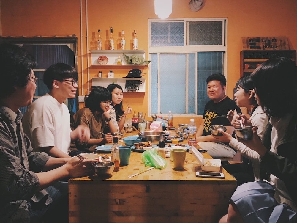 Lane62 Hostel