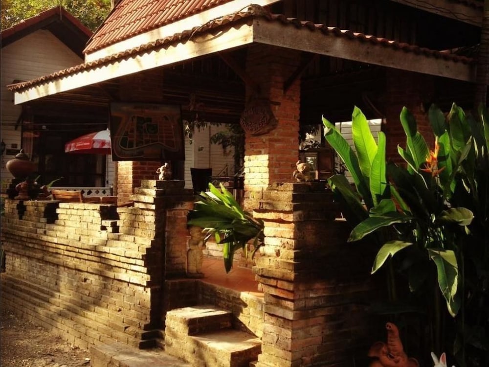 The Old Palace Resort