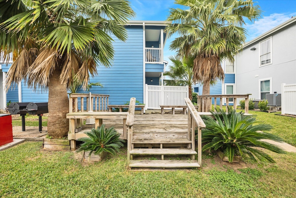 Cove View Condominiums