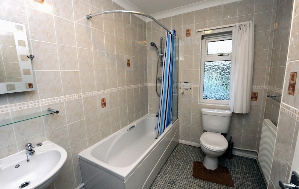 Glan Heulog - Near to Beach Pet Friendly