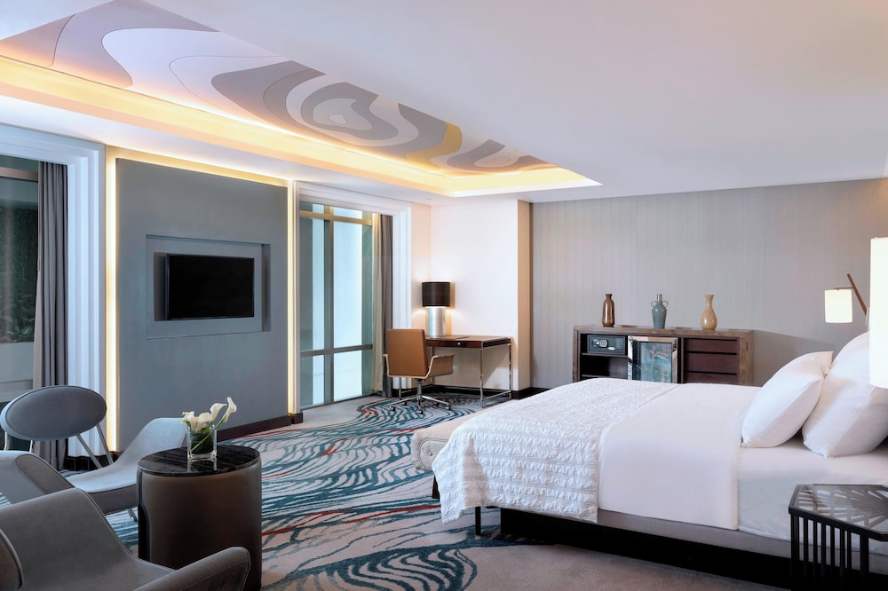 Le Meridien Dhaka