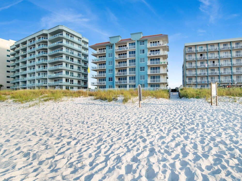 Emerald Key #602 by Southern Vacation Rentals