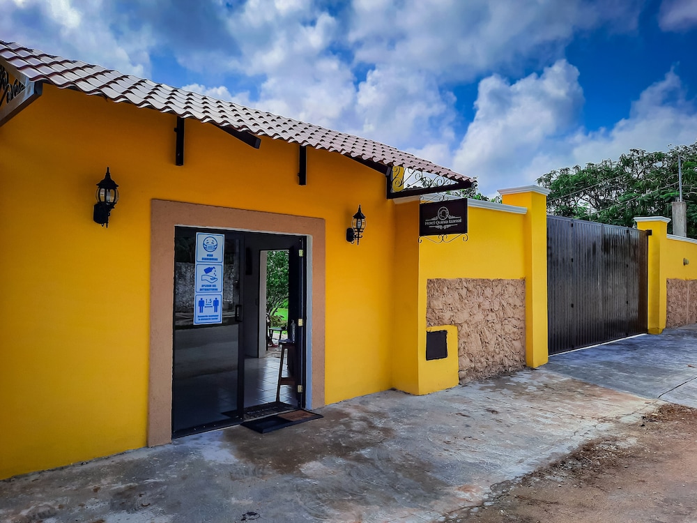 Hotel Quinta Izamal - Image 1