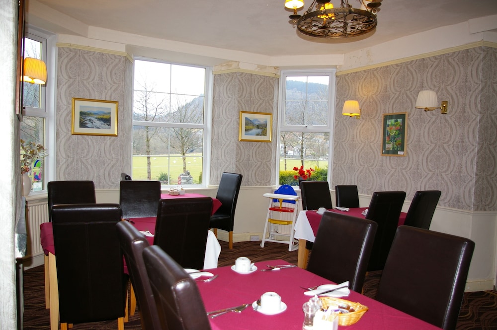 Elen's Castle Hotel