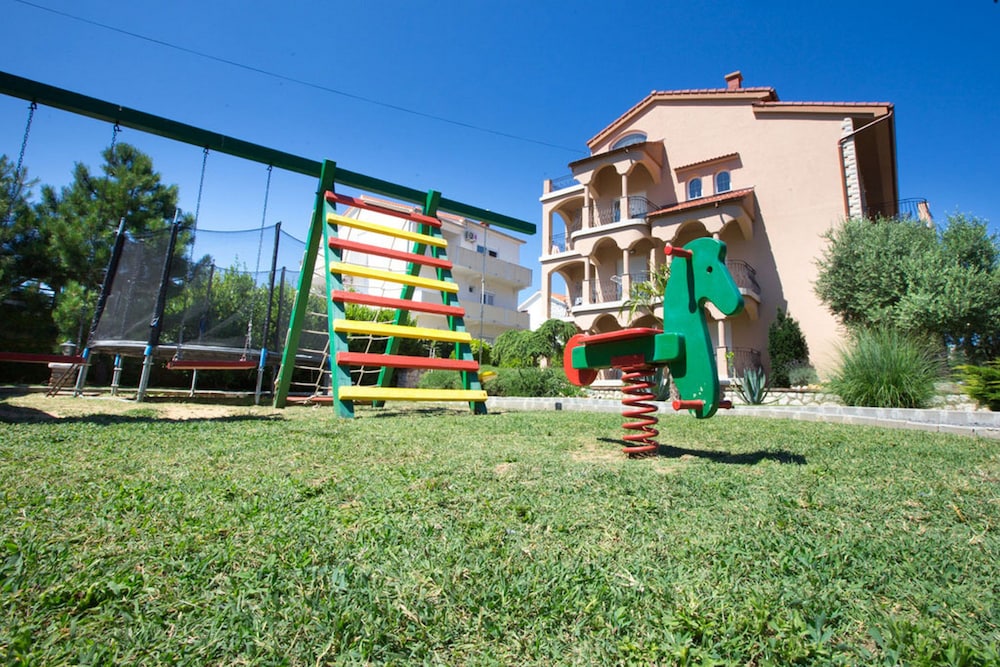 Photo 41
