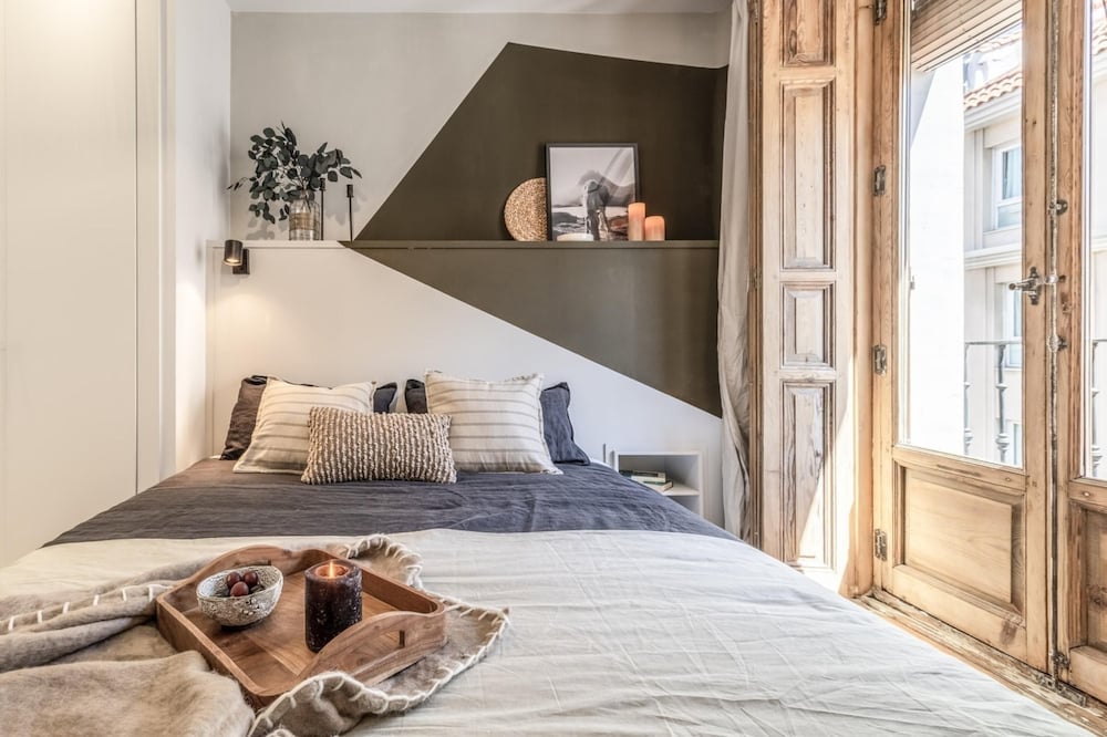 Ainsa - 4 Bedrooms in Malasa a