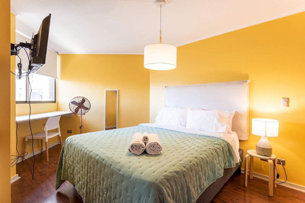 Urban Forest- 1BR Metro Wifi Pool Gym Mall